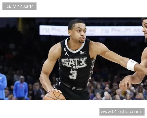 米奇-约翰逊：文班40分钟都保持高水平发挥 这令人印象深刻