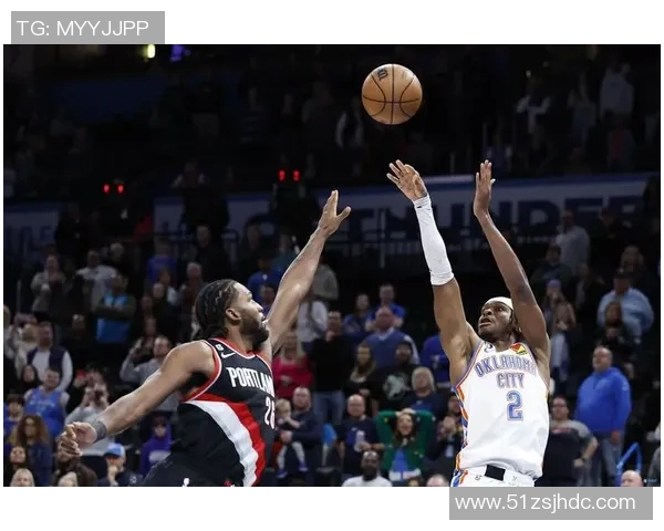 今天来一发?亚历山大赛前练了练中圈三分